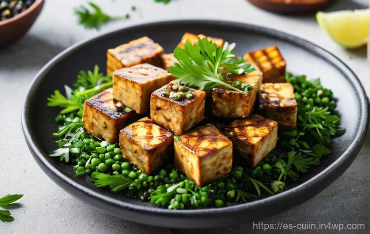 비건 요리에서의 풍미를 위한 마리네이드 - **A professional chef's hands, wearing a clean, light-colored apron, are meticulously tossing a vibr...